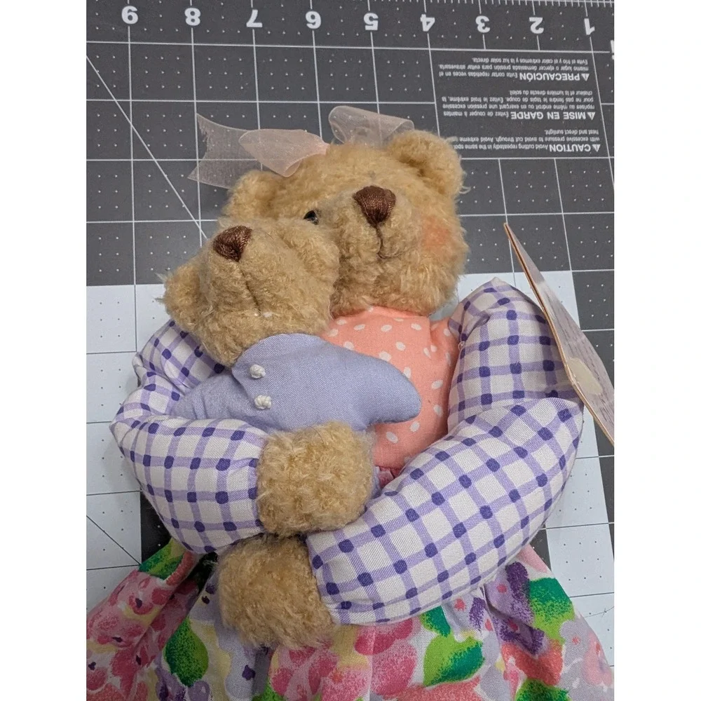 Hallmark Hyacinth & Cuddlesworth Mother Baby Teddy Bear Plush Floral Dress‎ tags